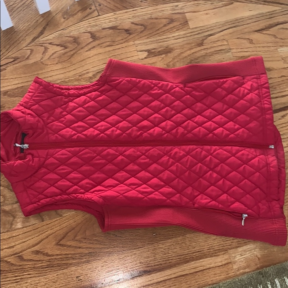 Wind breaking vest